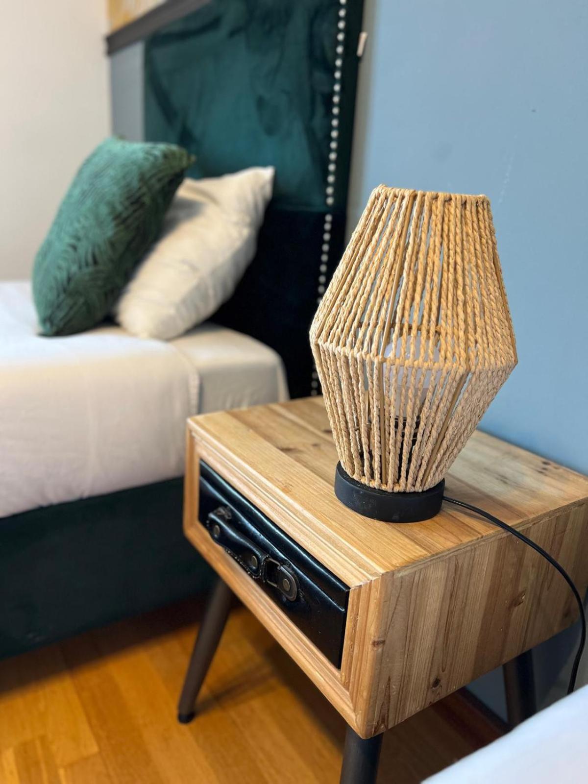 Cozy Apartment In Central Almada W Swing Chairs Kültér fotó